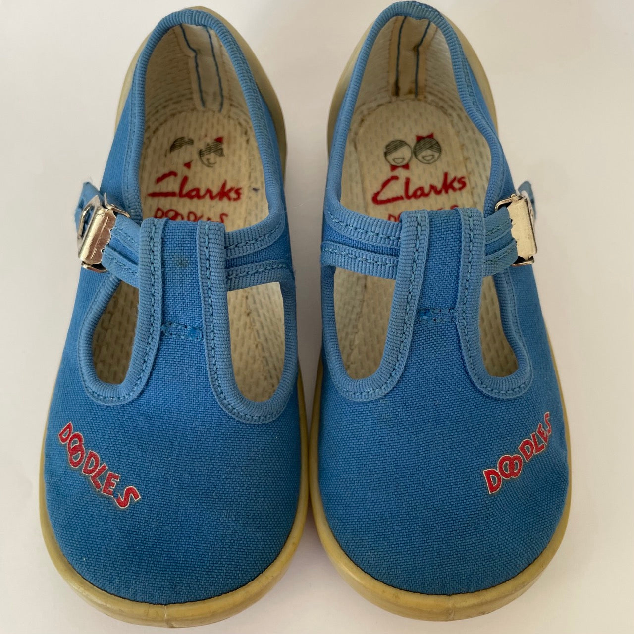 90s Clarks Doodles T-Bar Sandals - Size 4.5