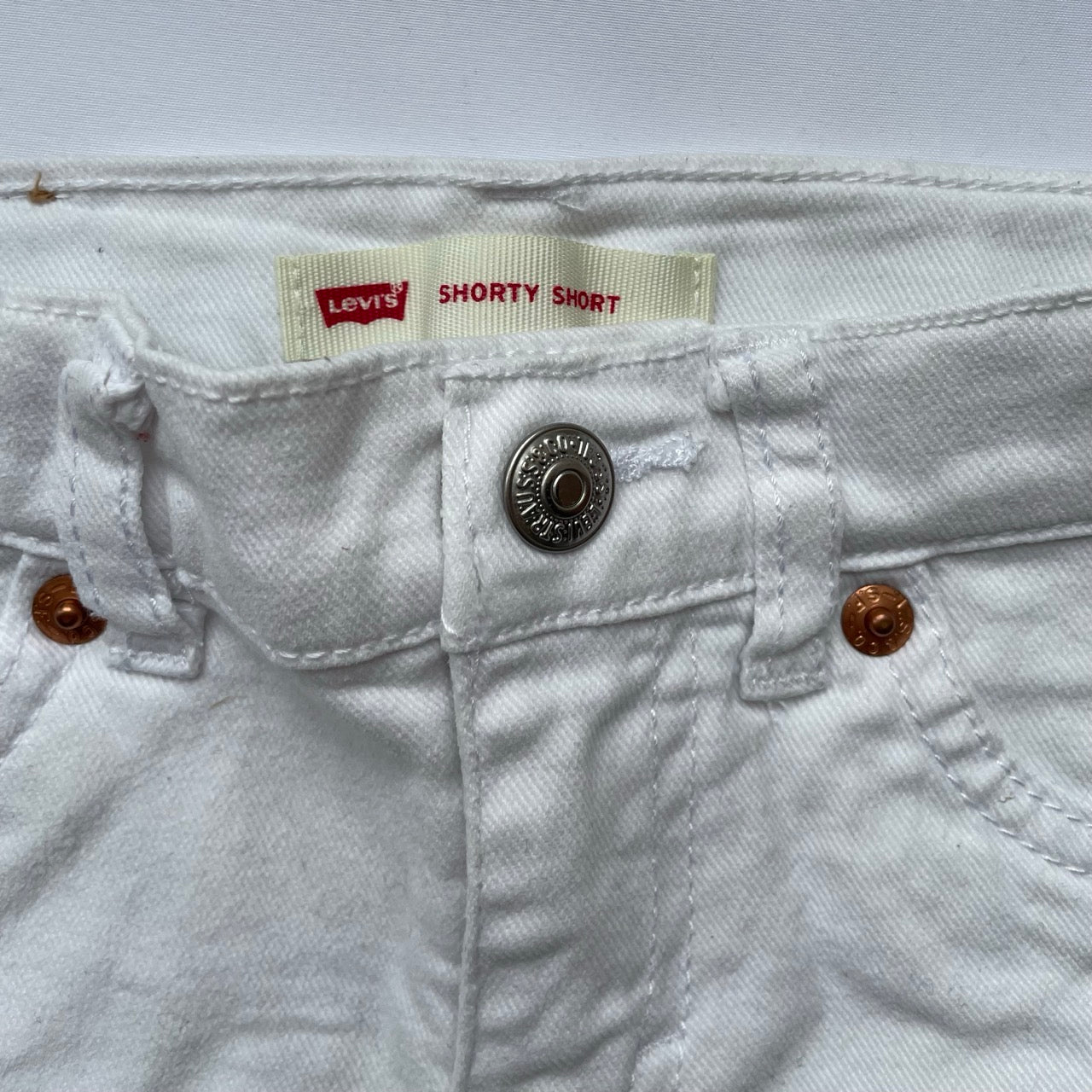 2Y Levi's Shorts