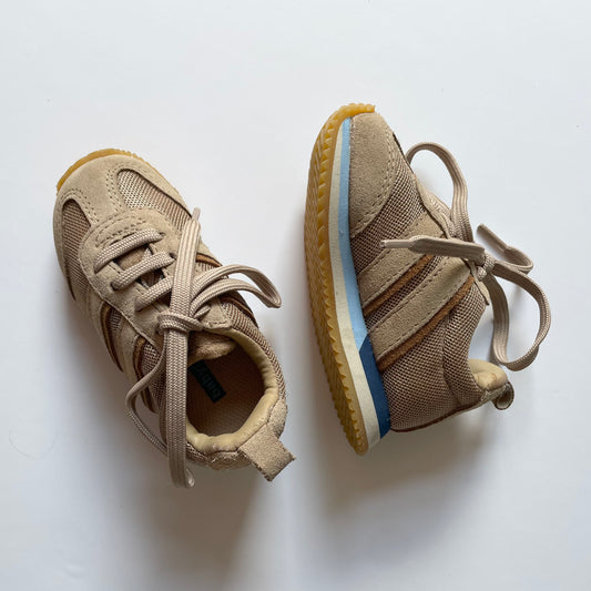 Gap Lace Up Trainers Shoes - Size 4