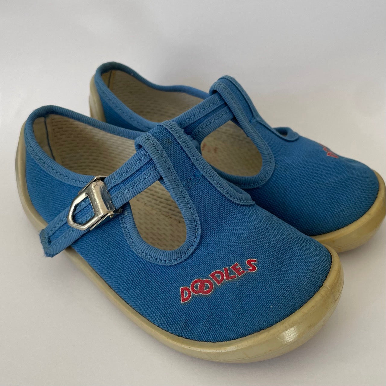 90s Clarks Doodles T-Bar Sandals - Size 4.5